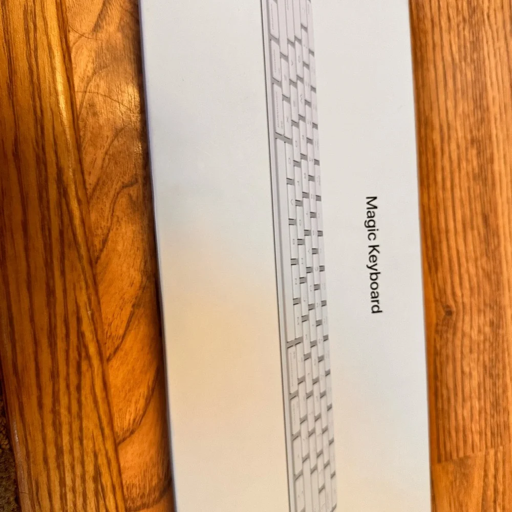 Wireless Silver Apple Keyboard New in Box